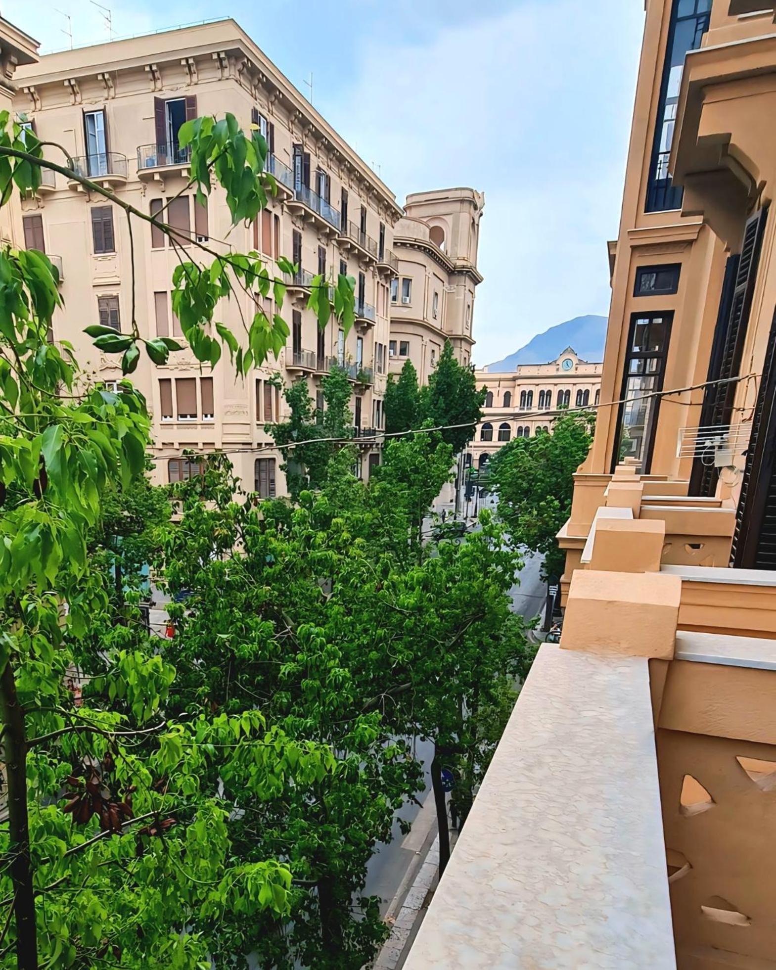 Maisonnouveau Palermo Esterno foto